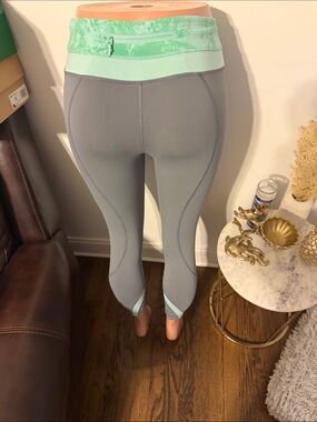 Gray & Mint Athletic Leggings